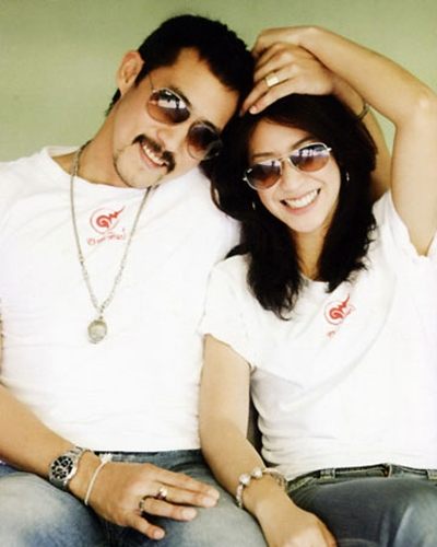 รวมบรรดาคู่รักทรหด...คบกันมาหลายปี(เมื่อไหร่จะแต่งว้อยยย)