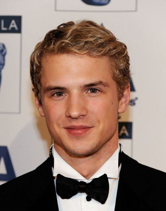 freddie stroma จาก Harry Potter