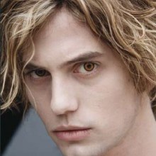 jackson rathbone หรือ Jasper Hale ใน Twilight