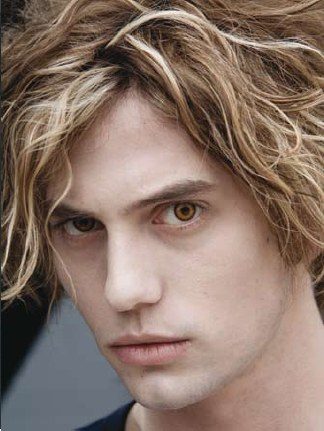 jackson rathbone หรือ Jasper Hale ใน Twilight