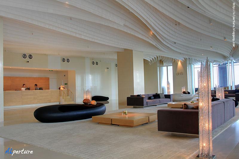 โถงหน้า lobby