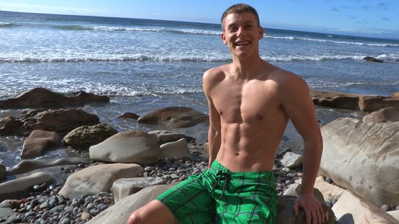 Hal หนุ่มน้อยสุดน่ารัก