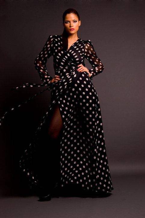 มาดู ลี โจไนติส Miss Venezuela 2007 ในแบบที่คุณยังไม่เคยเห็น