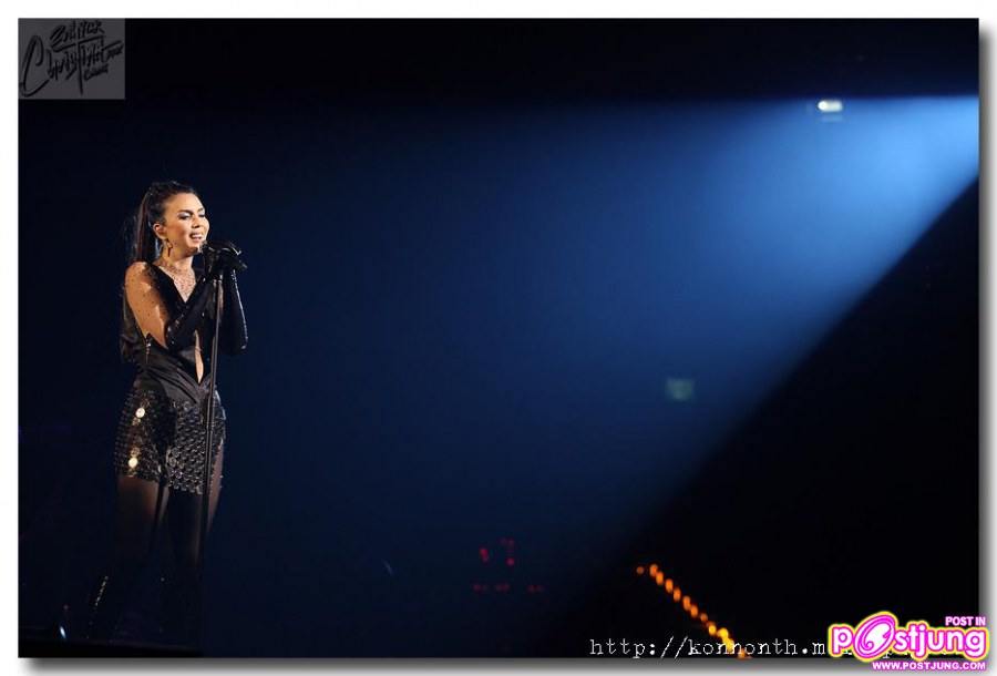 ภาพคอนเสิร์ต “20 ปี คริสติน่า อากีล่าร์”