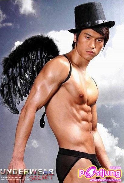 นายแบบจีน Rock Ji กับการถ่ายแบบกางเกงในชาย!!!