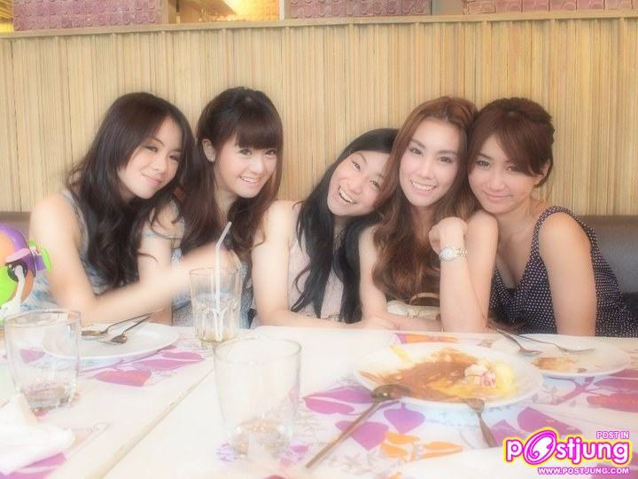 เพื่อนๆพี่ๆน้องๆ