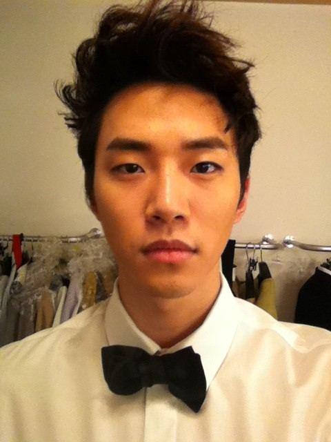 2PM อัพเดทภาพใหม่ลงใน Twitter