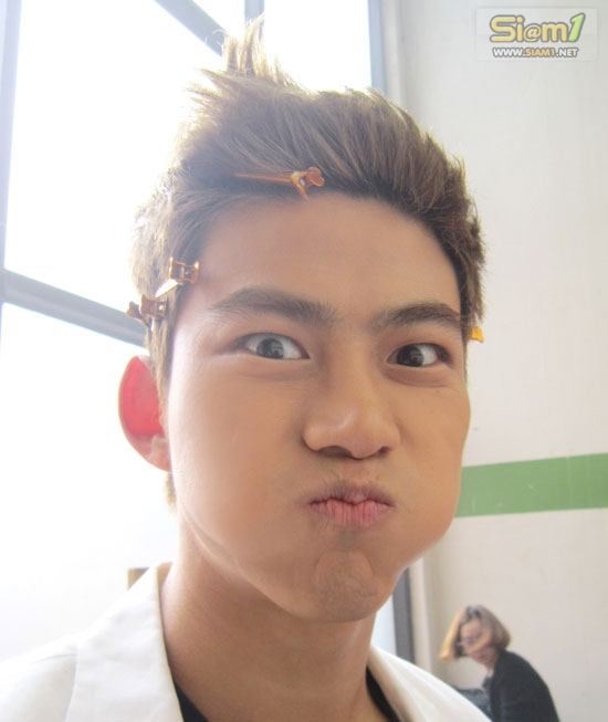 2PM อัพเดทภาพใหม่ลงใน Twitter