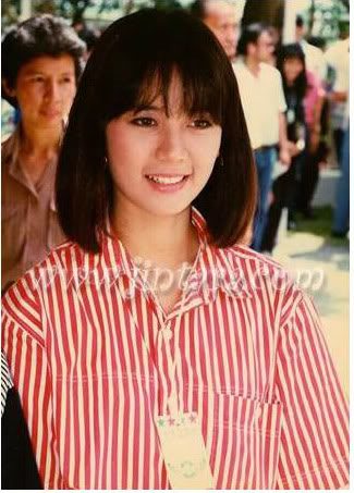 ปิดท้าย ด้วย ภาพ แหม่ม จินตหลา