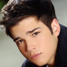 นาธาน ก็น่ารักดีน่ะค่ะ