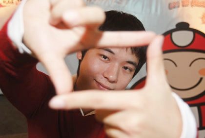 อิทธิพัทธ์ กุลพงษ์วณิชย์ เจ้าของแบรนด์ "เถ้าแก่น้อย" ขอรับ