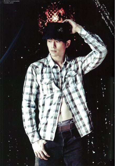 ณัฐ @ RUSH Magazine April 2011