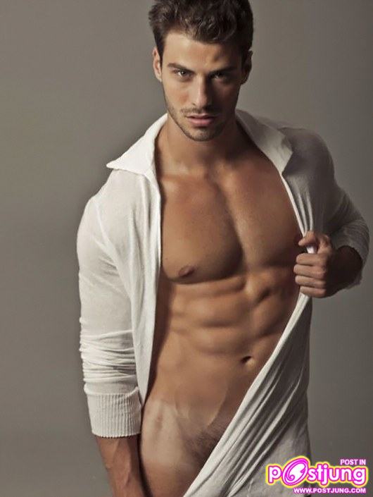 Lucas Malvacini (Mister Brazil 2011) Photoshoot for Revista Junior