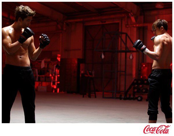 Nichkhun & Taecyeon เบื้องหลังโฆษณาCoca Cola Zero