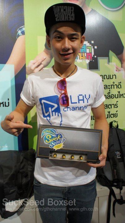 เมื่อทีมนักแสดง SuckSeed เจอกับ Boxset ขั้นเทพ พวกเค้าจะ