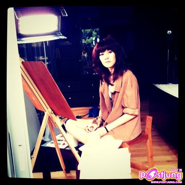 เบลล์กับพราวเสียงคล้ายกันน่ะ  หน้าเเอบคล้ายด้วย