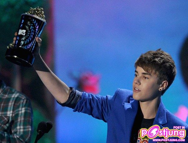 งาน 2011 MTV Movie Awards
