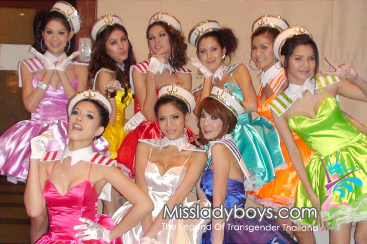 แจ๊ส มิสทิฟฟานี่ ในลุคส์แอ๊บแบ๊ว