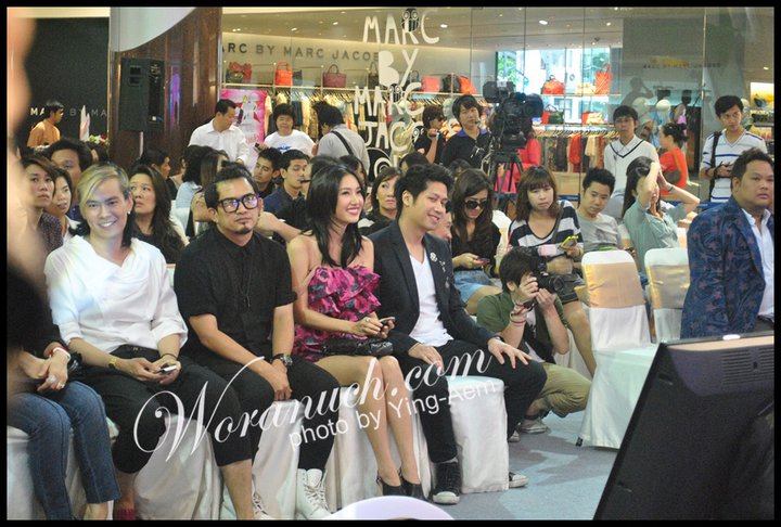 พี่นุ่นๆ สวยๆ