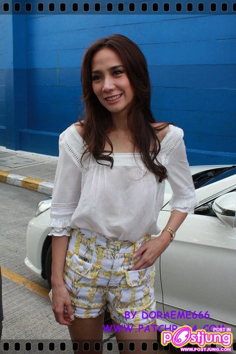 อั้ม เล่น ukulele