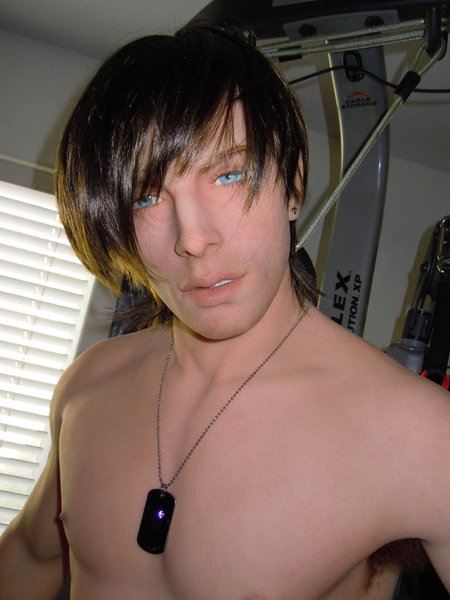 ตามคำขอ หนัก ๆ กับ ตุ๊กตายางผู้ชายย