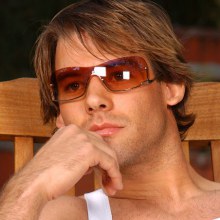 ฝรั่งหล่อ ดอใหญ่ๆ ค่ะ