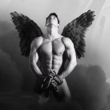 เทพบุตรสุดล่ำ