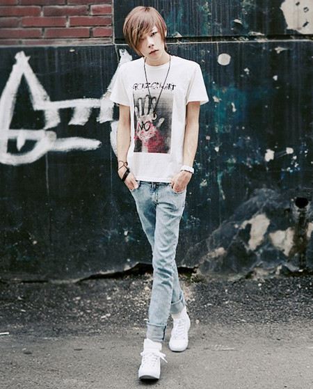 เสื้อผ้าเรียบเท่กับหนุ่มเกาหลี