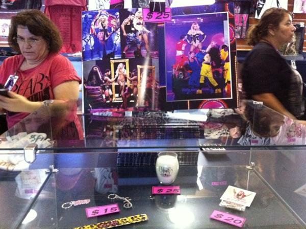 Britney Spears  Femme Fatale Tour 16.6.2011