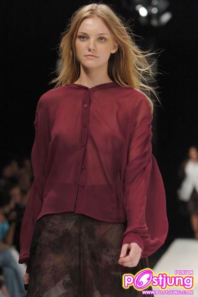 Caroline Trentini นางแบบ บราซิล สวยมากเลย น่ารักด้วย