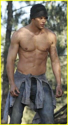 แวมไพร์หนุ่ม kellan lutz