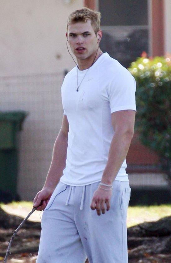 แวมไพร์หนุ่ม kellan lutz