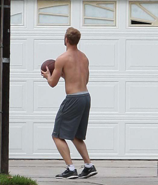 แวมไพร์หนุ่ม kellan lutz