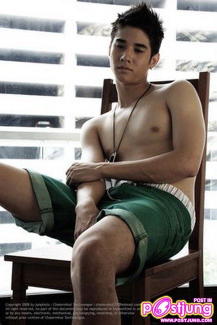 มาริโอ้ ... ขาว ล่ำ หล่อ