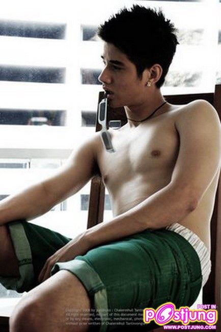 มาริโอ้ ... ขาว ล่ำ หล่อ