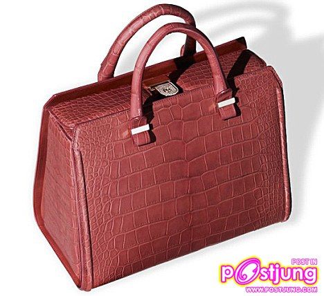 แว่นตา กับ กระเป๋าสุดแพง ยี่ห้อ victoria beckham ชนะเลิศอันดับ1 ใน Vogue magazine