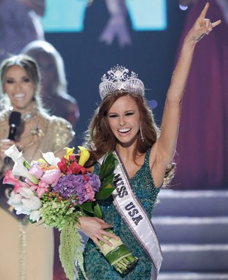 ได้ miss usa 2011 แล้วครับ เพิ่งประกวดไป