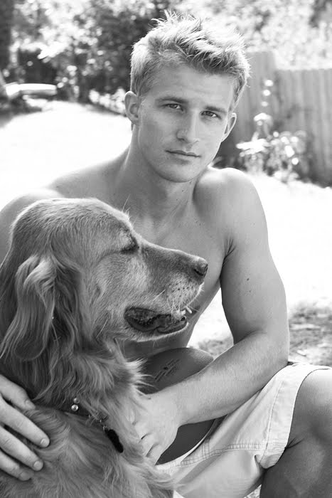 หนุ่มๆกับน้องหมา