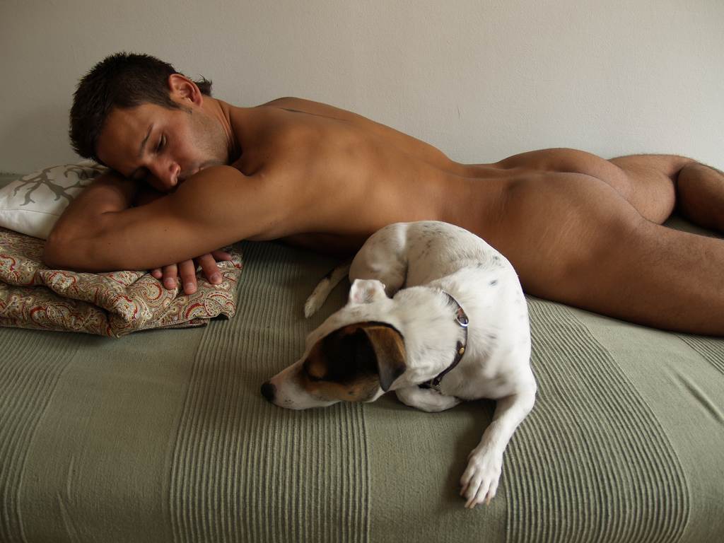 หนุ่มๆกับน้องหมา