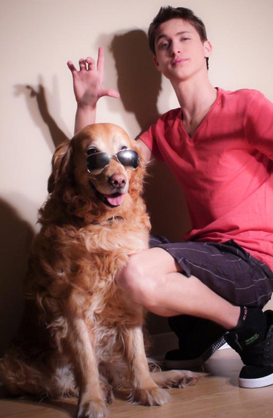 หนุ่มๆกับน้องหมา