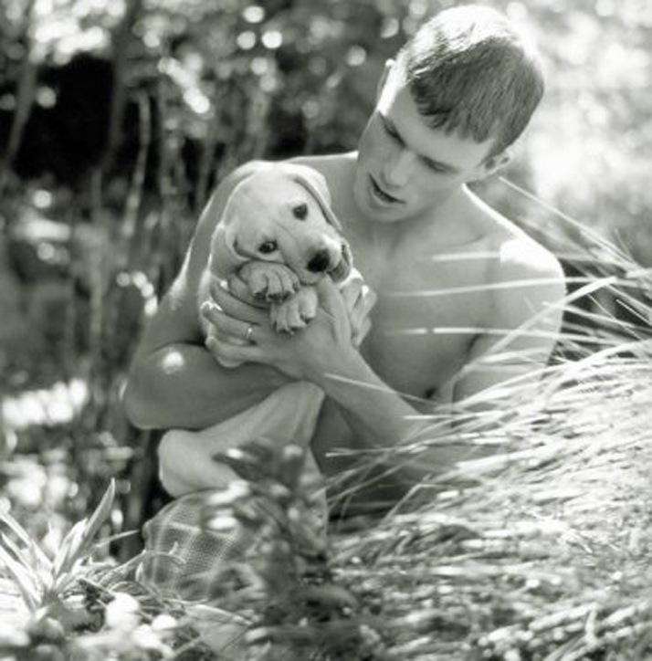 หนุ่มๆกับน้องหมา