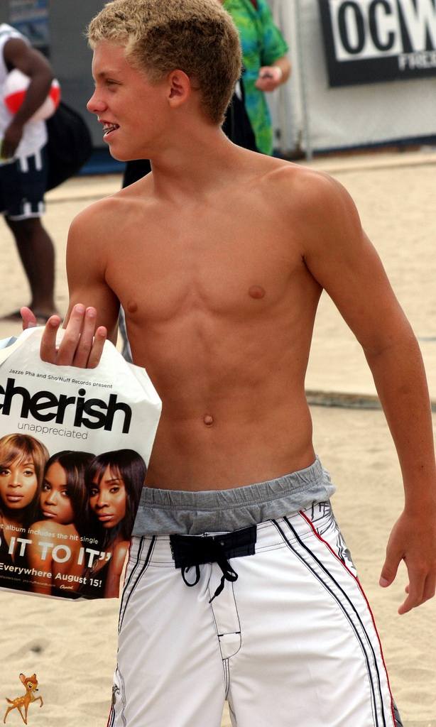 รวมเด็กหนุ่ม