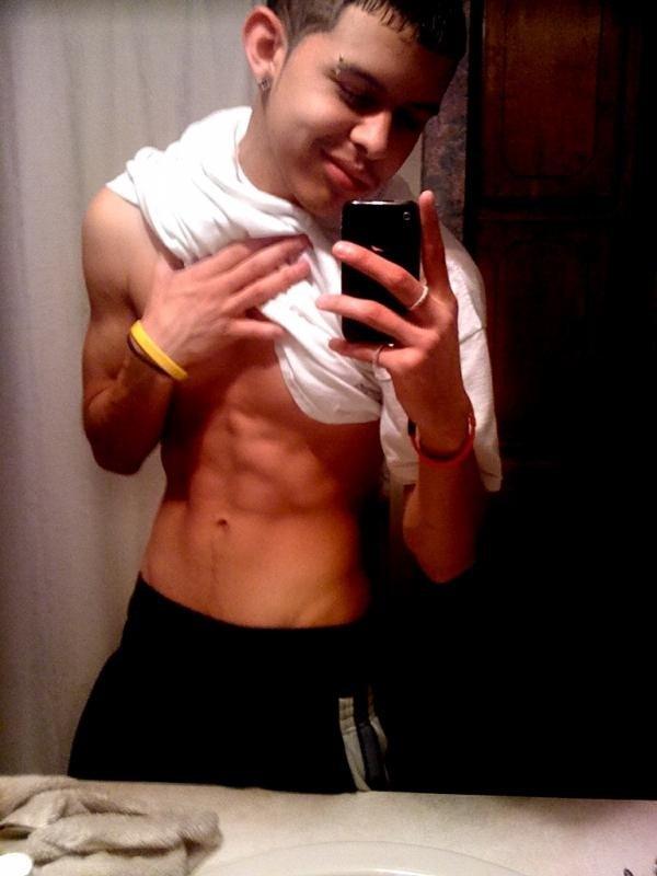 มือถือเครื่องโปรด