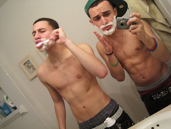 แปรงฟันยังครับ