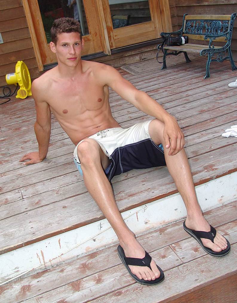 เด็กหนุ่มมากมาย