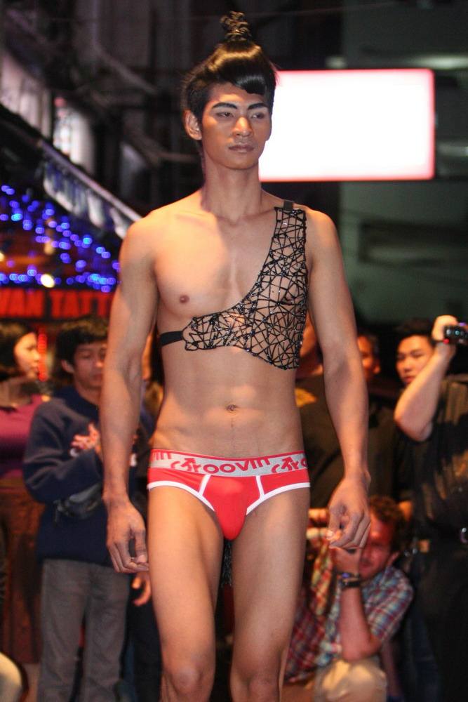 ผู้ชายแรงเว่อร์