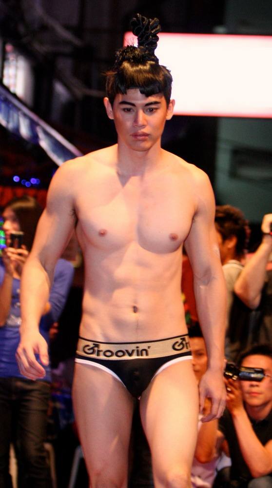 ผู้ชายแรงเว่อร์