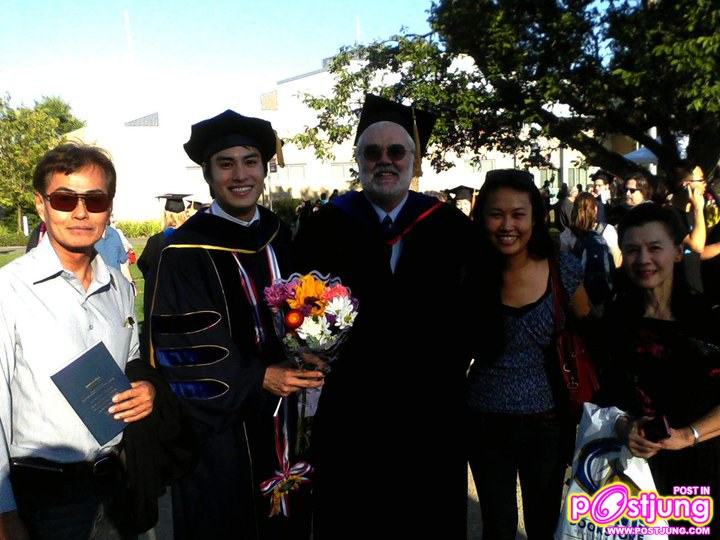 ดร.นาวิน ต้าร์ ในวันรับปริญญา