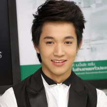 ริท @ รายการสองสาวเล่าเรื่อง