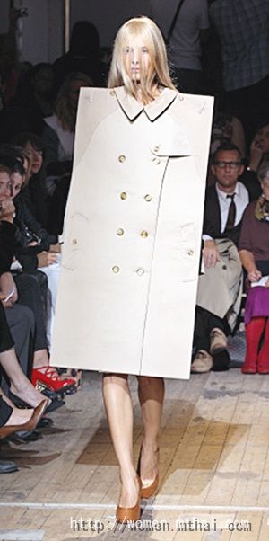 เก็บตก แฟชั่นโชว์ไอเดียล้ำ แต่ฮากันเป็นล่ำเป็นสัน